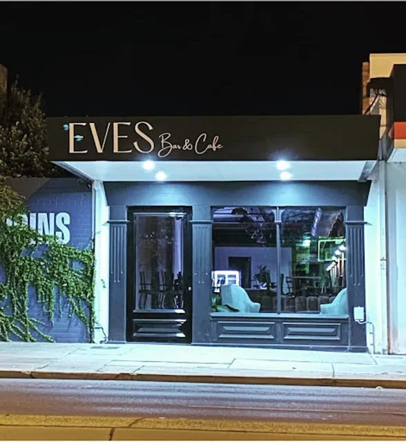 Eves Bar