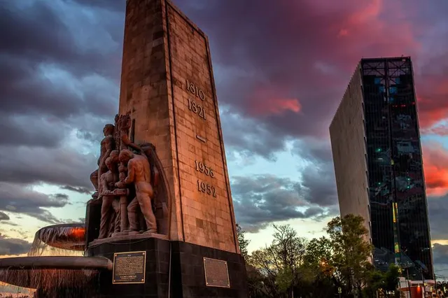 Fuente de Petróleos