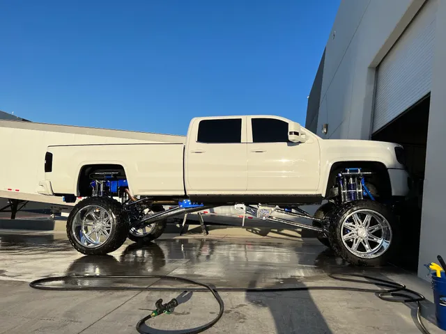TNT Motorsports / Mil+Spec Liner Las Vegas