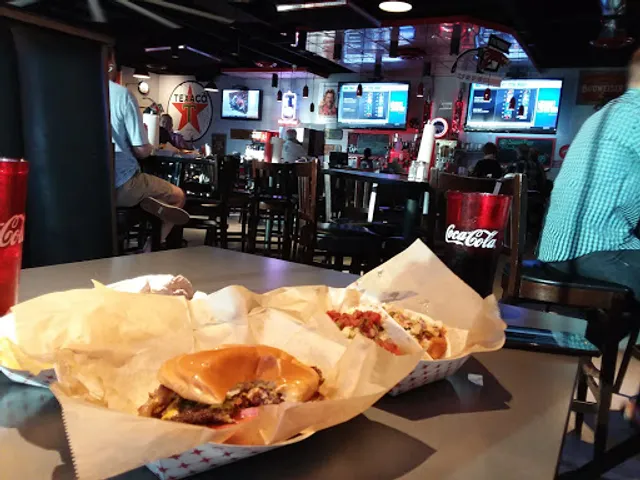 The Garage Burgers & Beer