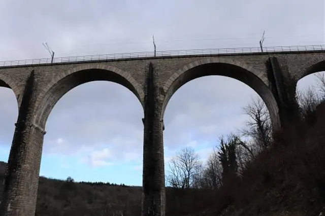 Cize-bolozon viaduct