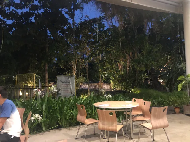 Makan By The Bay Seafood Halal