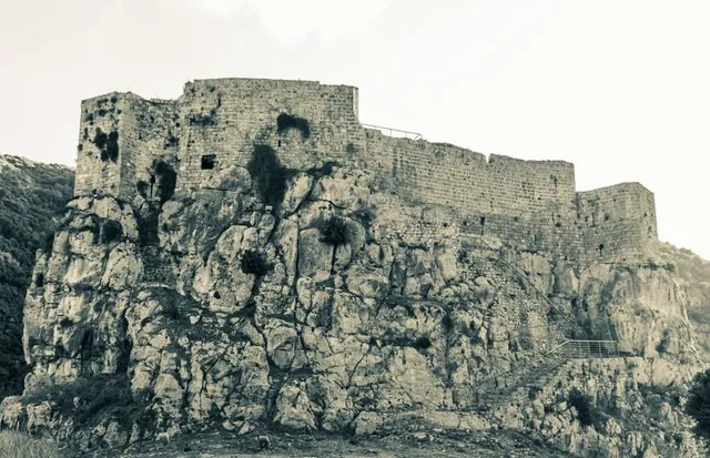 Phoenician wall - Batroun