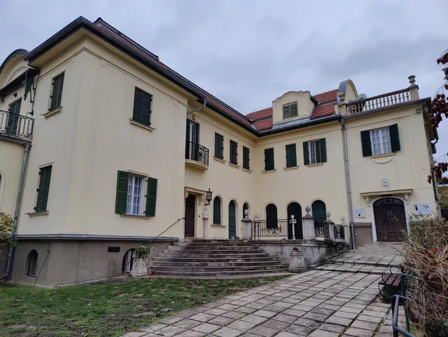 Museo del teatro Gizi Bajor