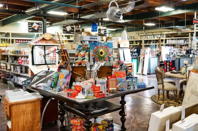 Guiry's Color Source - Denver Lodo