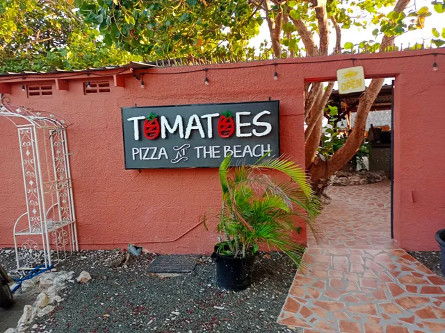 Tomatoes Pizza Curacao
