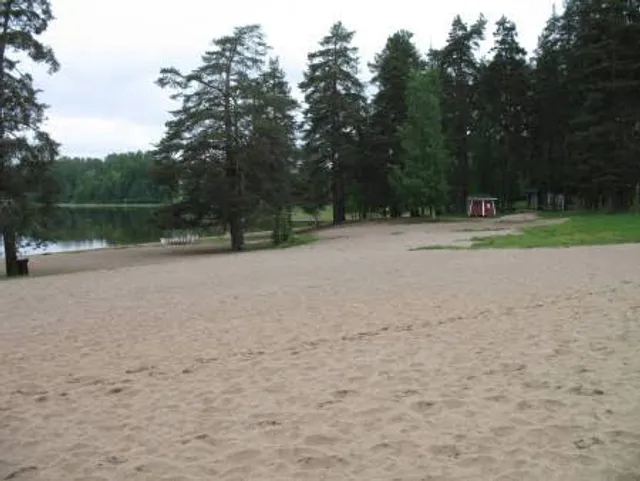 Tuomiojärvi Public Beach