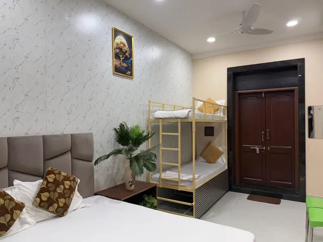 Shree Niwas Home Stay