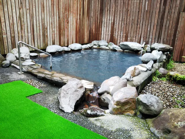 マエダオンセンカジロガユ