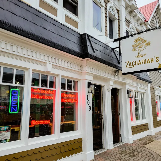 Mackinaw Breakfast Sandwich & Espresso Bar