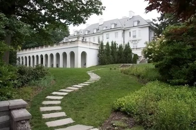 Oldfields–Lilly House & Gardens