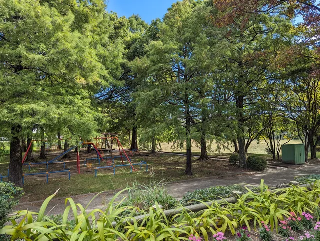 Tenpakukei Shimoike Park