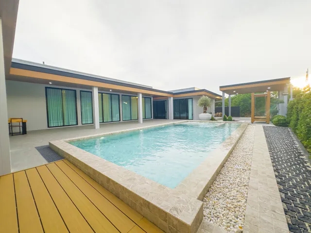 OCEANNEW POOL VILLA บ้านพักพูลวิลล่าสัตหีบ