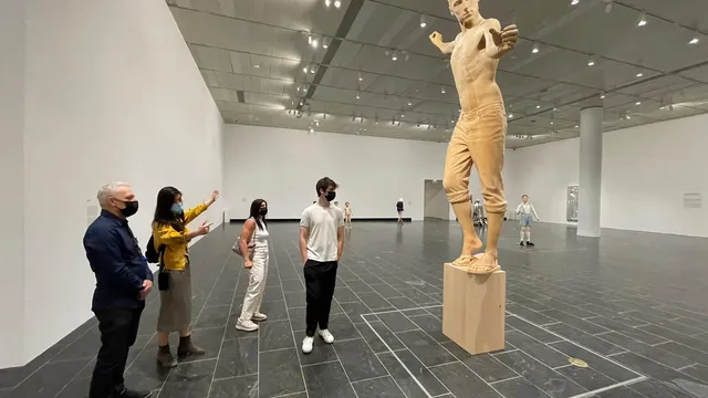 Private Museum Tours & Advisory