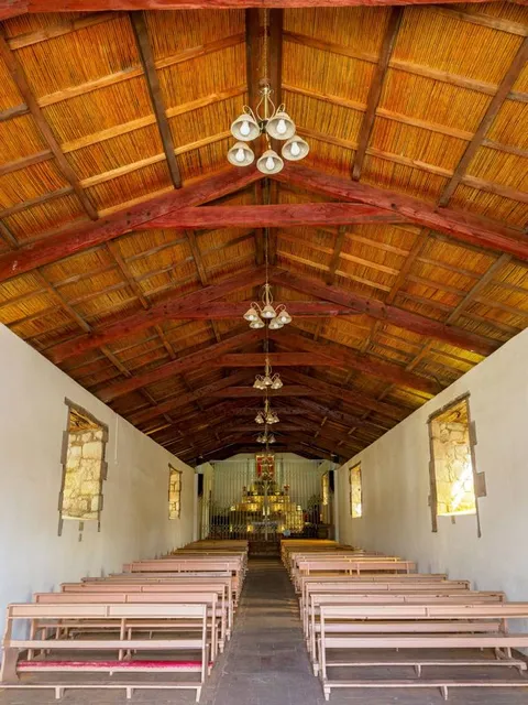 Primera Iglesia Católica del Ecuador (1534) - María Natividad de Balbanera