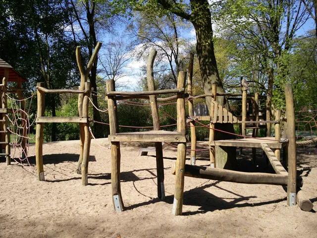 Spielplatz im Saseler Park