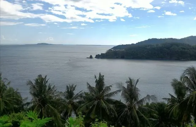 Bukit Malimbu (Malimbu Hill)