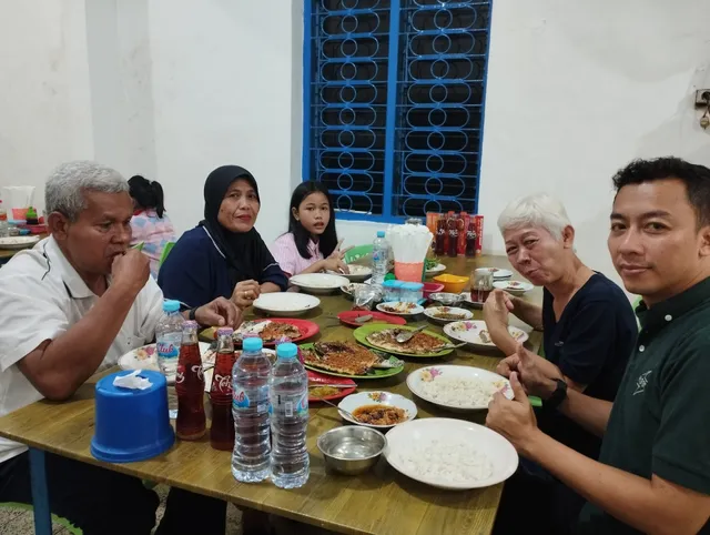 Warung Ikan Bakar Rica-rica Ala'