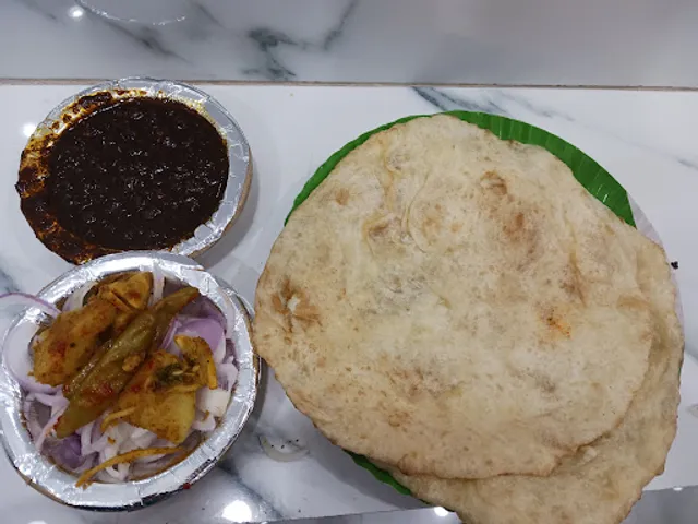 Sharma Ji Chole Bhaturey Wale Shahadra