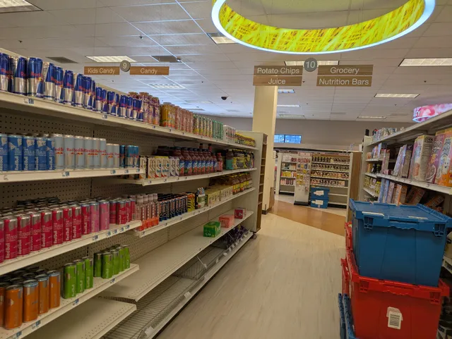 Freeland Plaza Shopping Center