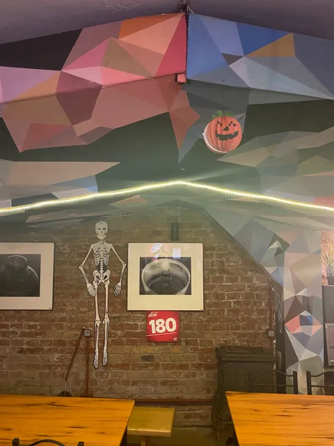 CDFŰ Kultúrpince és Darts terem