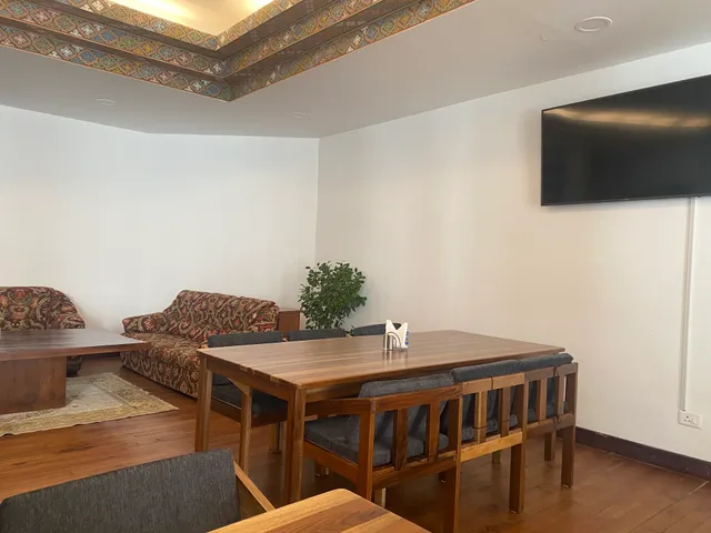 Four Friends Restaurant