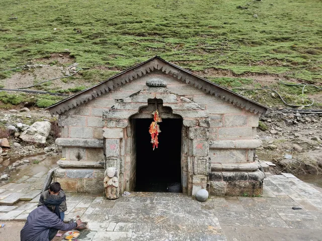Retas Kund Kedarnath