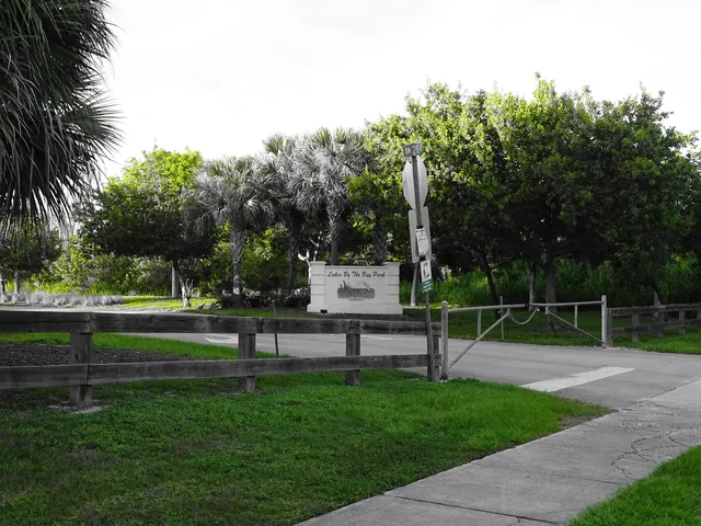 Lakes By the Bay Park