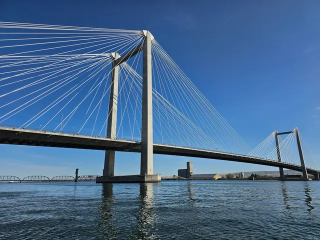 Cable bridge