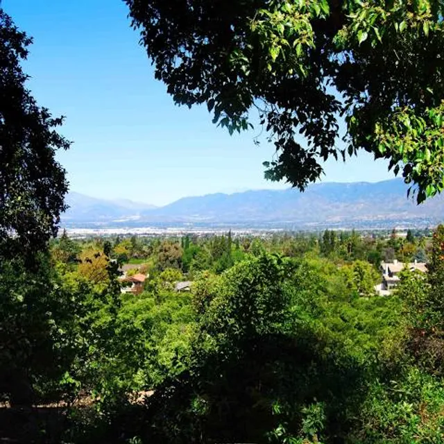 Kimberly Crest House & Gardens