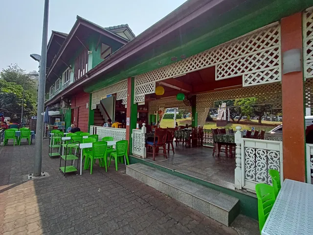 Sriwan Coffee & Restaurant