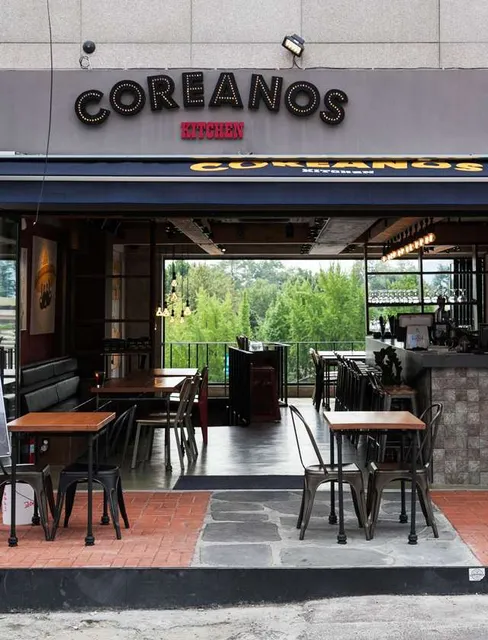 Coreanos Kitchen Itaewon - 코레아노스키친 이태원점