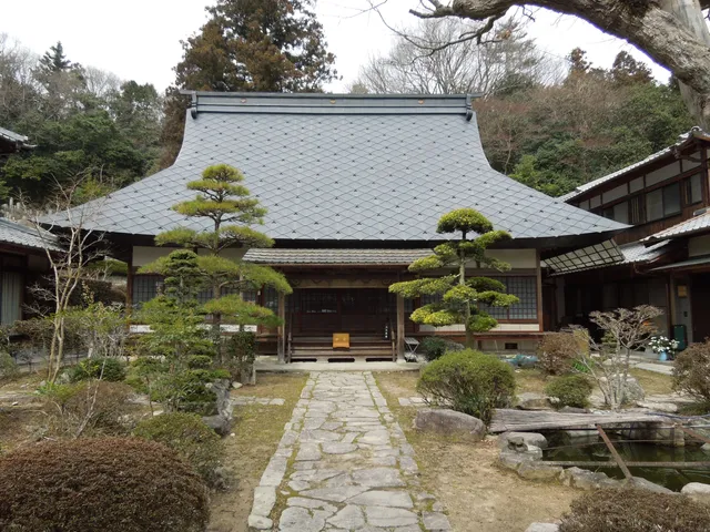 Kuwabaranodaisonsankinsho Temple