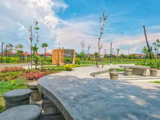 Thian Thale Phatthana Phrueksa Phirom Park