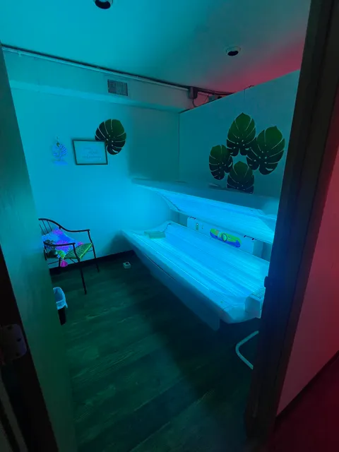 Kynlee's Tanning & Boutique