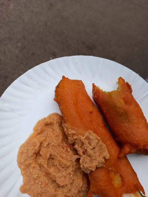 Mylapore Jannal Kadai Window Bajji stall
