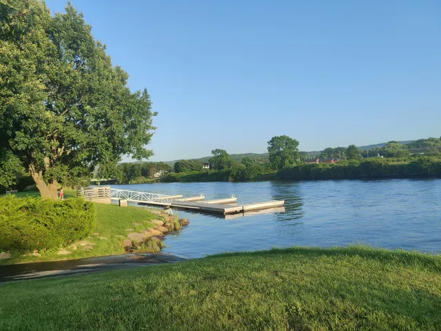 Queen Elizabeth II Jubilee Park