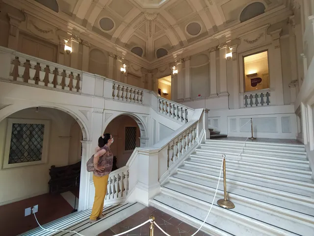 Palazzo Montani Antaldi-Pesaro-quartiere Centro Storico