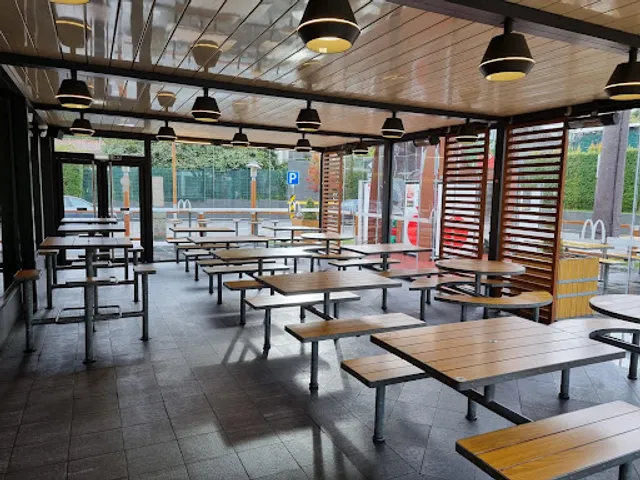 McDonald's - Gaia Drive