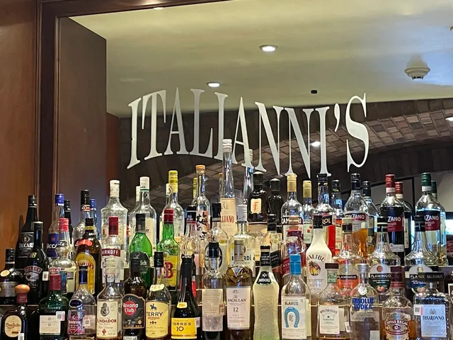 Italianni's León Altacia