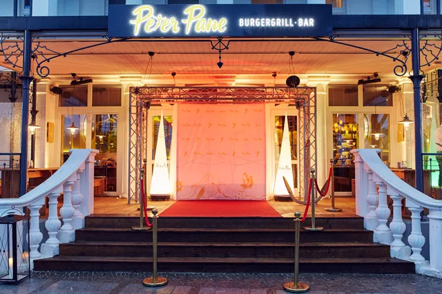 PETER PANE Burgergrill & Bar