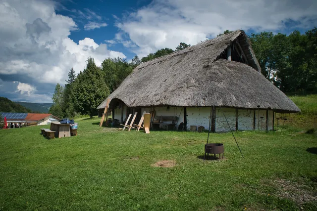 Keltendorf Gabreta , Archäologischer Erlebnispark, Restaurant und Biergarten