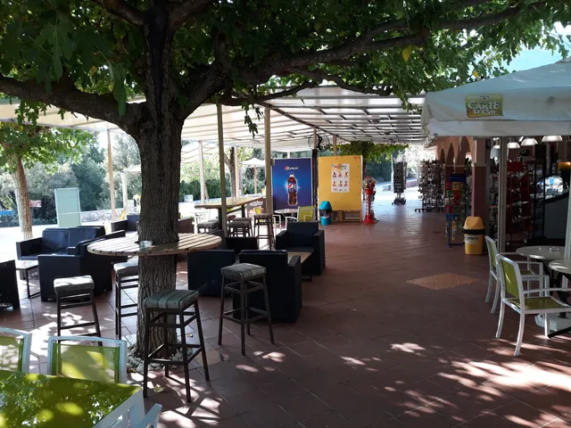 Stalaktites Pool Cafe Food