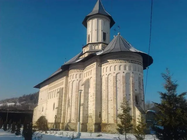 Mănăstirea Tazlău