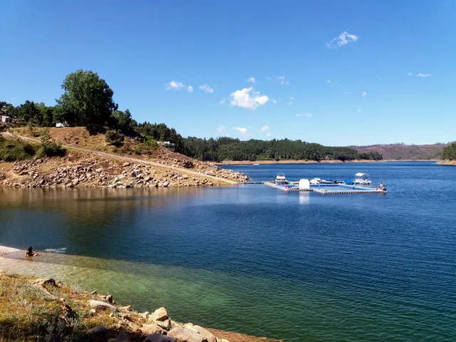 Praia Fluvial do Cabril