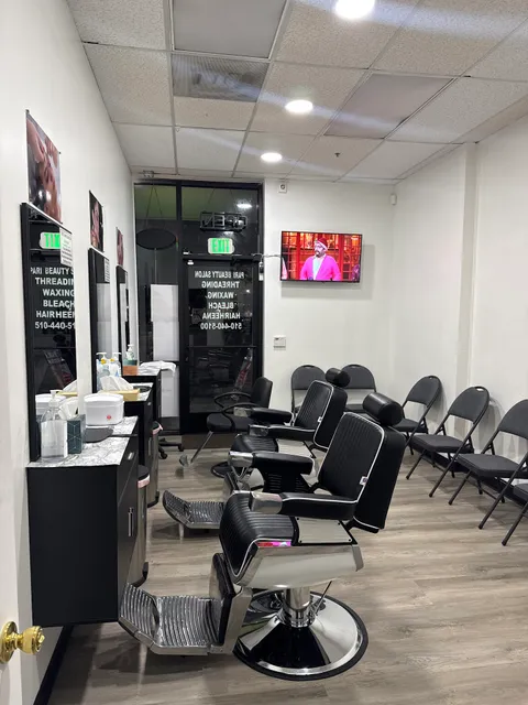 Pari Beauty Salon