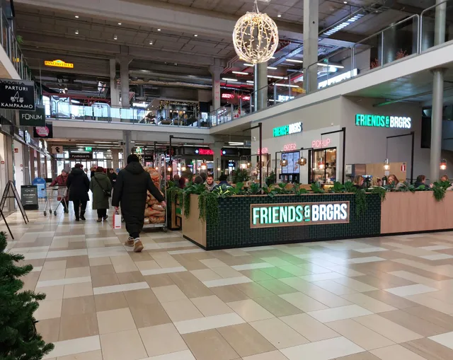 Friends & Brgrs Pori Puuvilla