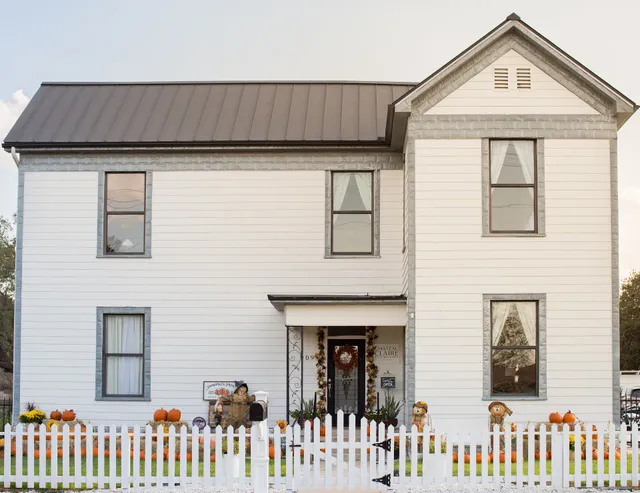 Chateau Claire Boutique Bed & Breakfast