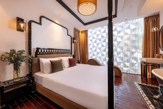 Secret Garden Hotel Phan Huy Ích