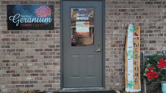 The Red Geranium Framing and Gifts
